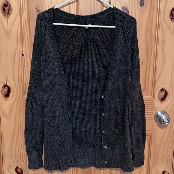 AMERICAN Eagle Outfitters Gray Cardigan - Picture 1 of 10